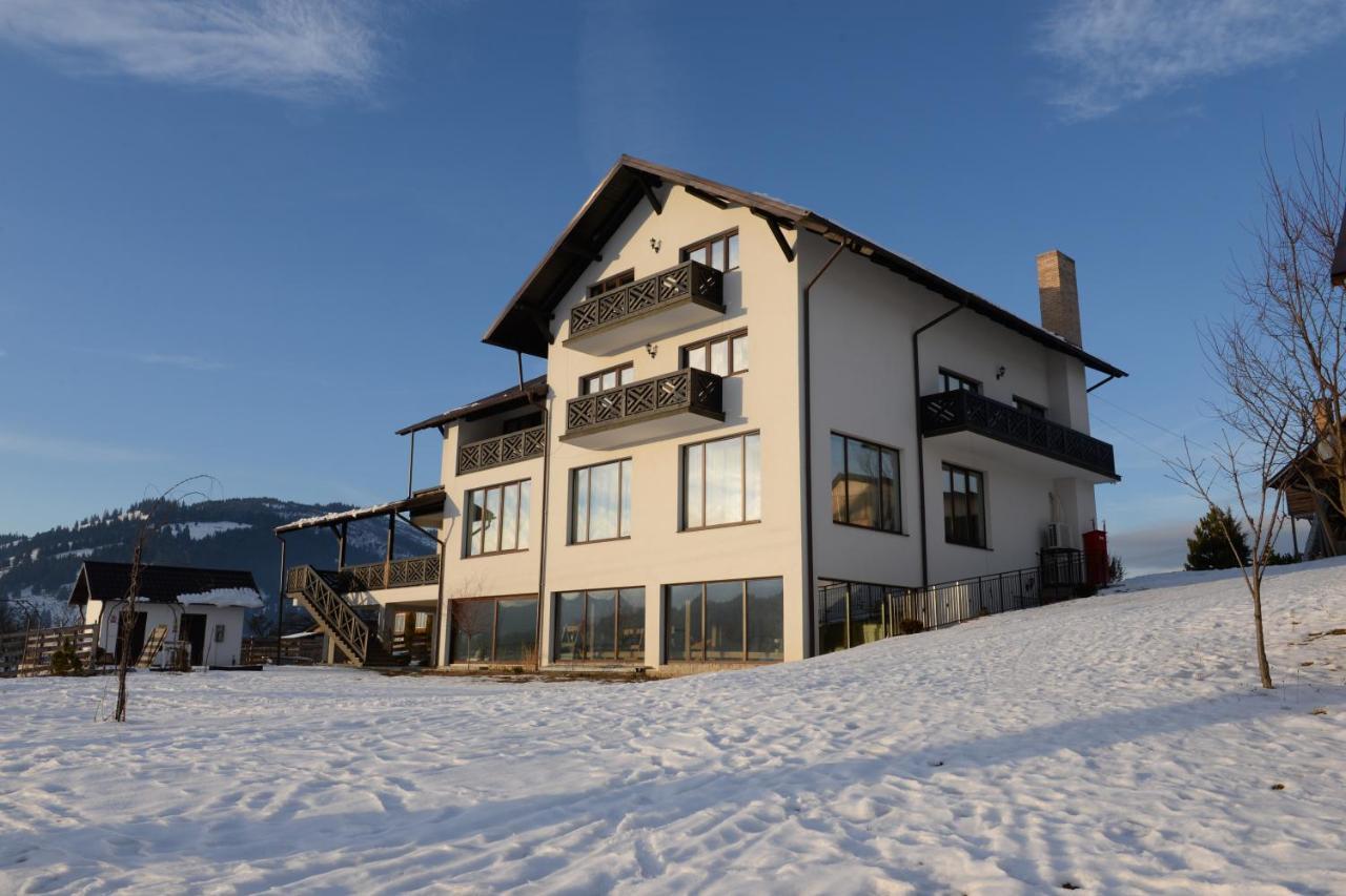 Pensiunea Arinas Vatra Dornei Exteriör bild